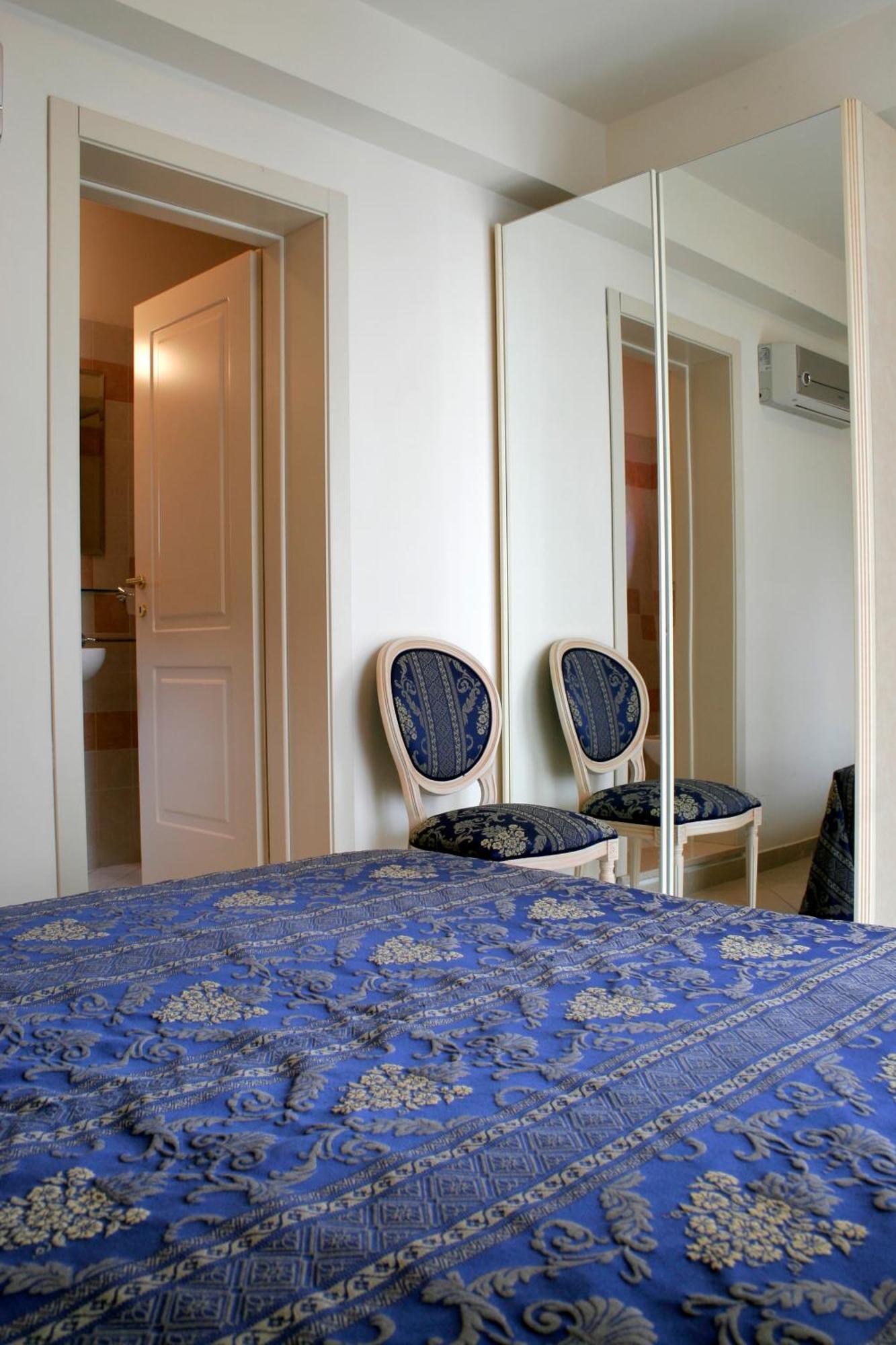 Residence Olimpo Rimini Luaran gambar